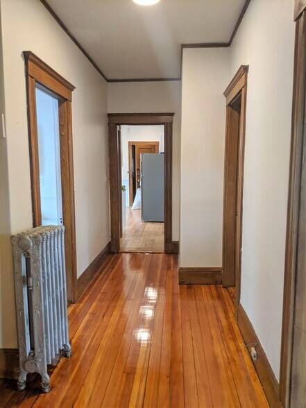 Building Photo - 9 Belknap St