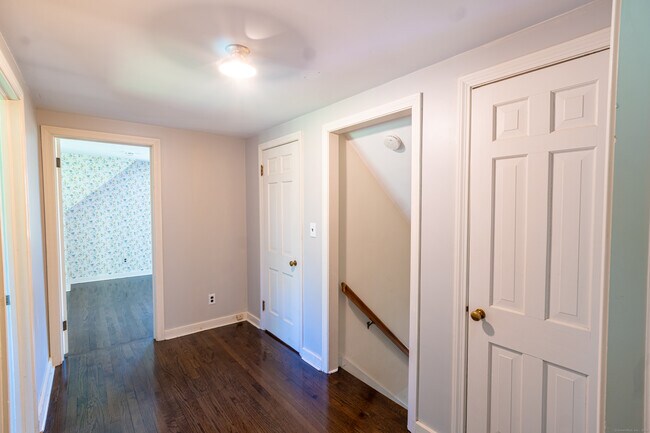 Building Photo - 312 Fairlea Rd