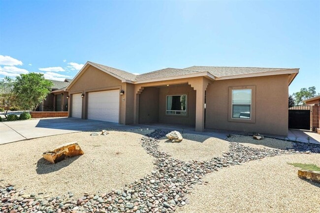 Primary Photo - Beautifully Kept 4 Bedroom Home with Solar...