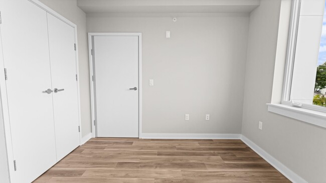 Building Photo - 475 Communipaw Ave