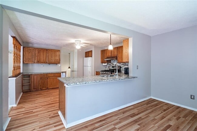 Building Photo - 2843 Pine Meadow Dr