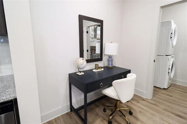 Building Photo - 300 Hwy 81