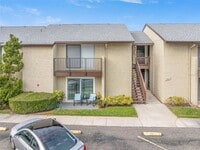 Building Photo - 4215 E Bay Dr