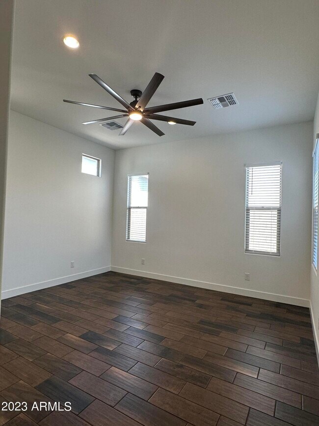 Building Photo - 11551 N Luckenbach St