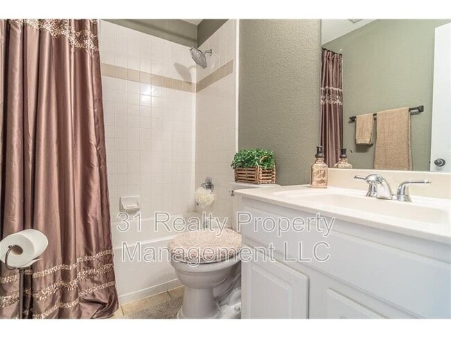 Building Photo - 5708 Bedford Ln