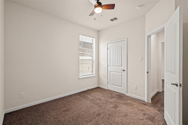 Building Photo - 9404 Blaine Dr