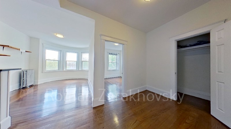 Building Photo - 71 Brighton Ave