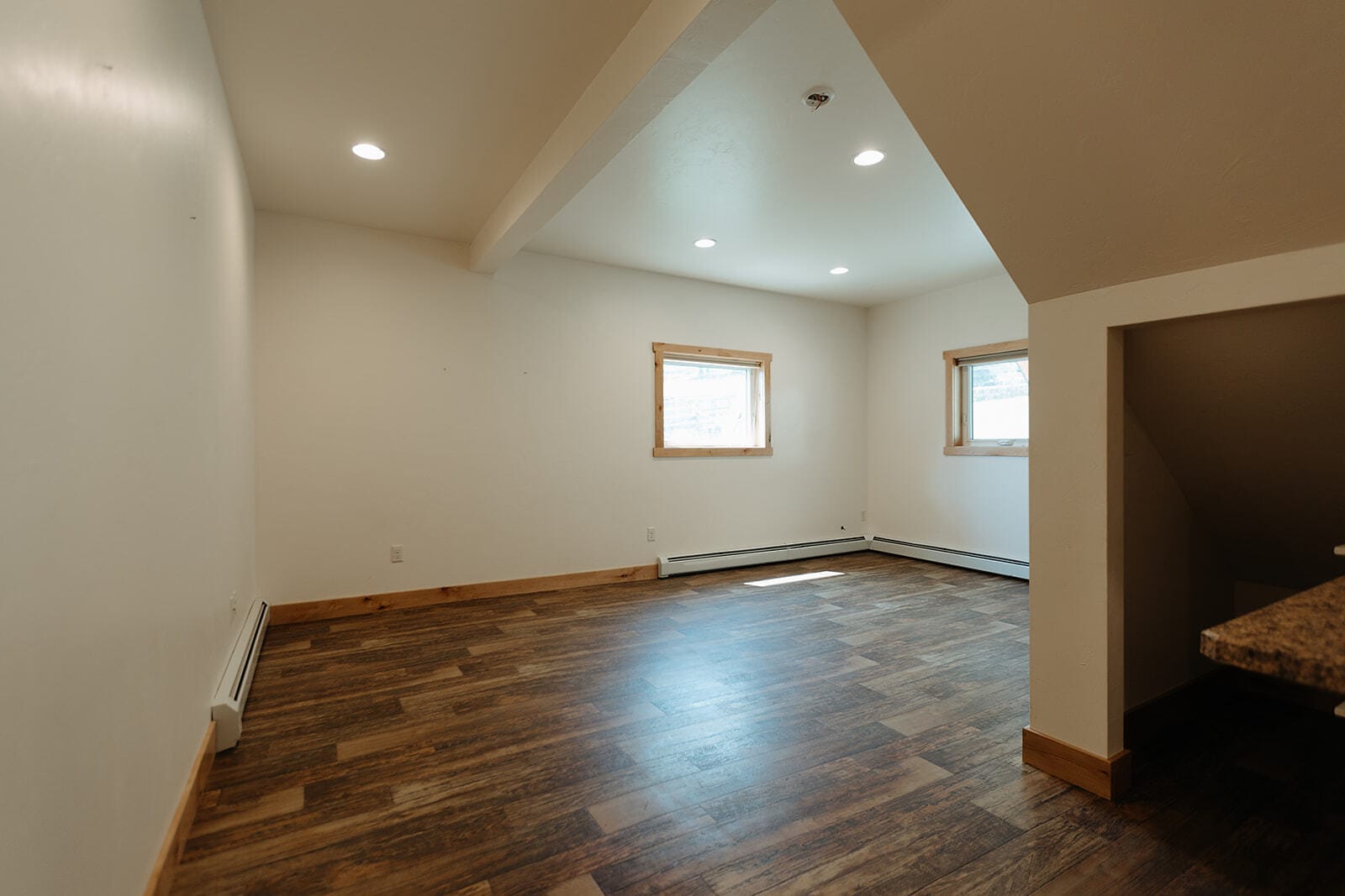 Building Photo - 120 Lasso Ln