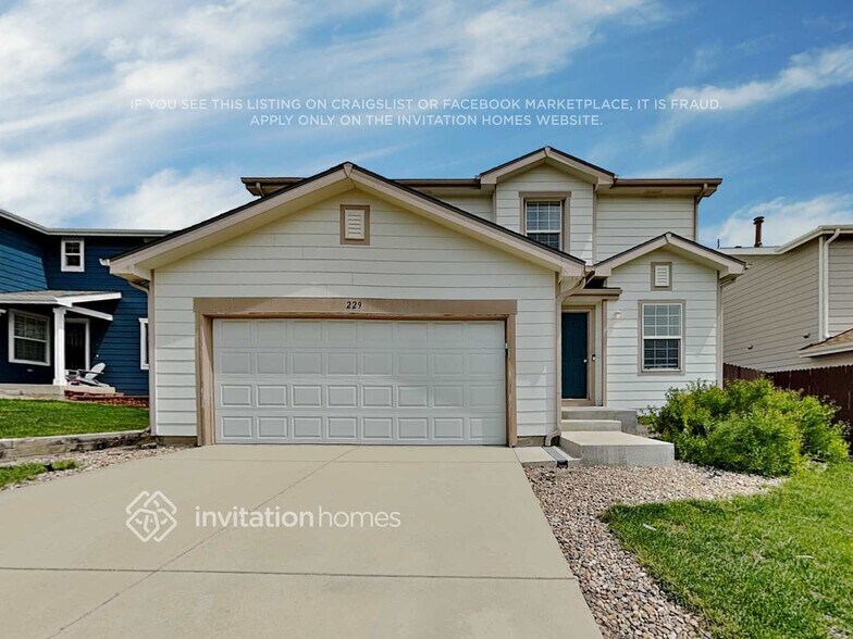 Primary Photo - 229 Monares Ln