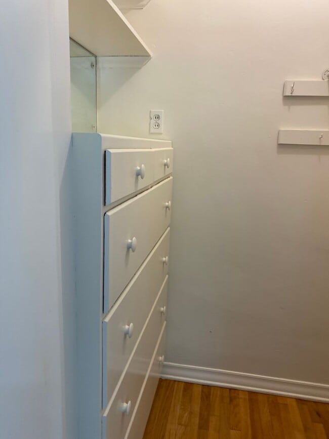 Building Photo - COMING SOON!  Beautiful 3 bedroom 2 bathro...