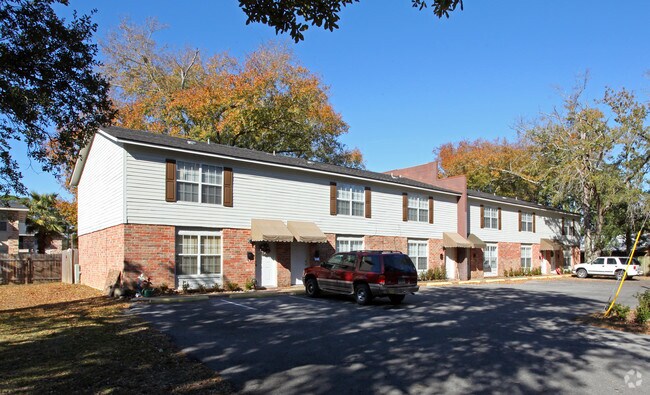 Primary Photo - 1207 Canal St