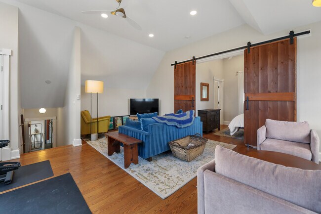 Building Photo - 36 Millard Rd