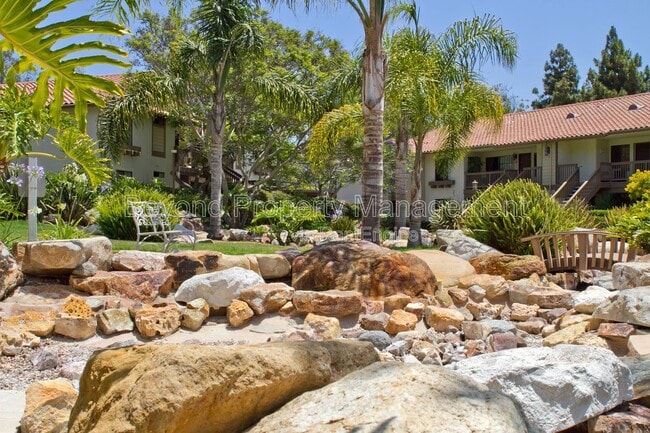Building Photo - 12580 Carmel Creek Rd