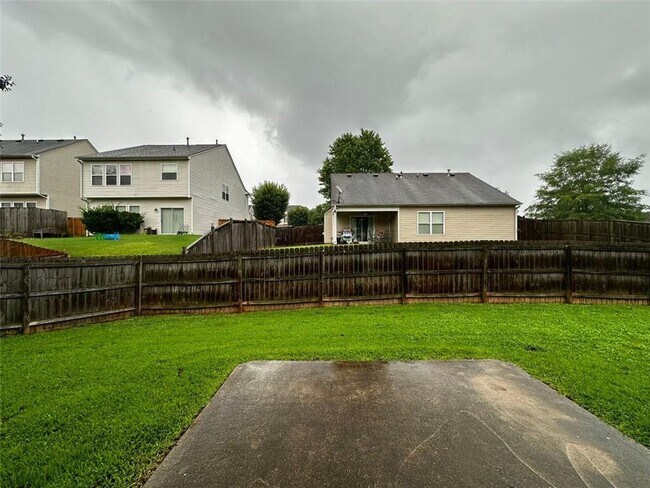 Building Photo - 413 Glenleigh Dr