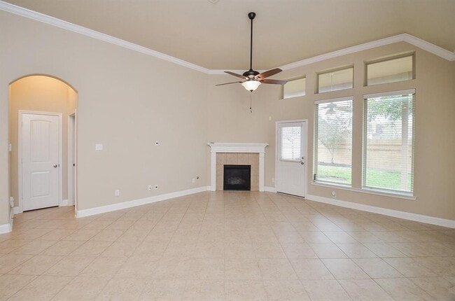 Building Photo - 27515 Huggins Crest Ct
