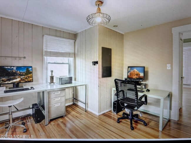 Building Photo - 8 Bassett Pl