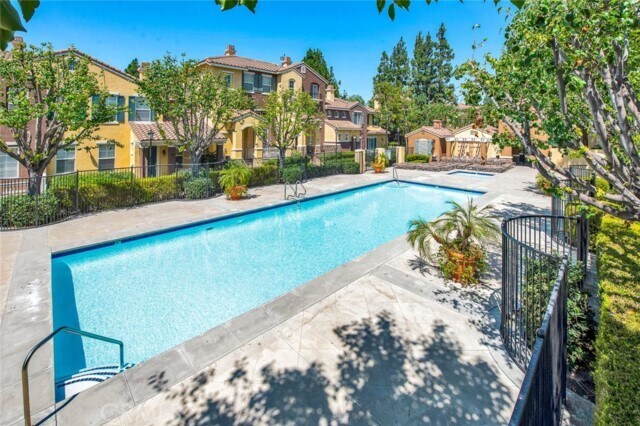 Building Photo - 1014 Timberwood