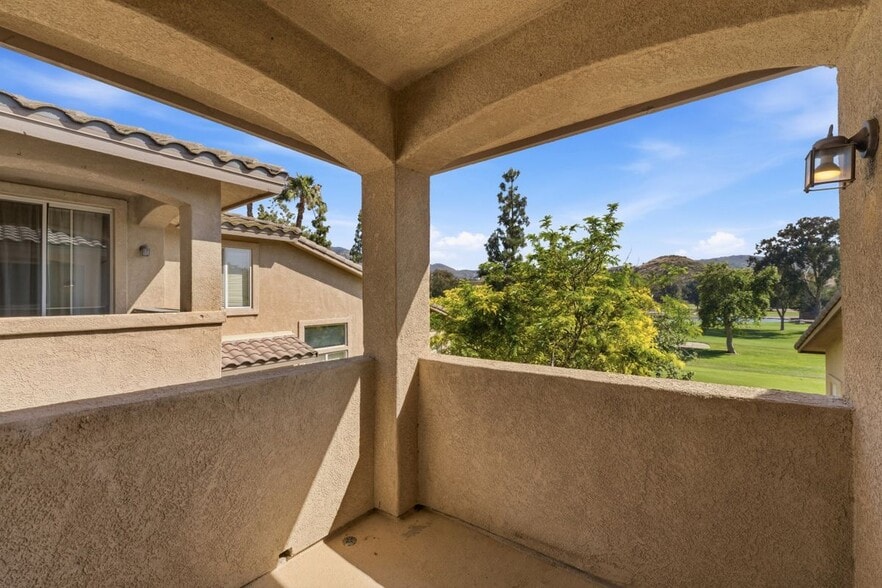 Building Photo - 3231 Dehesa Rd