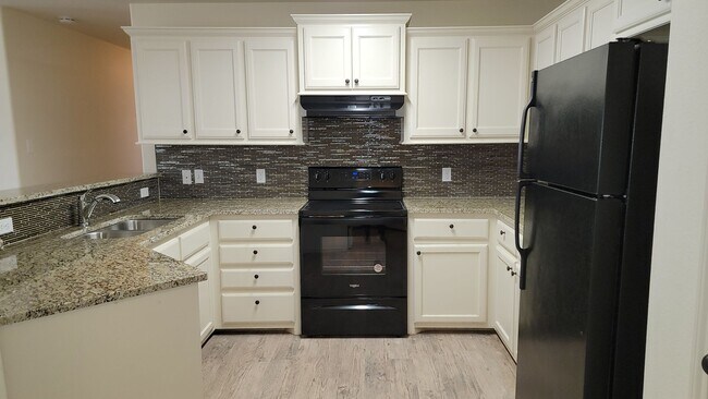 Building Photo - 3104 111th St