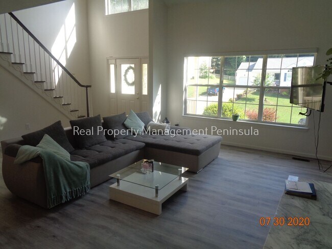 Building Photo - Single Home in Panther Place Williamsburg/...