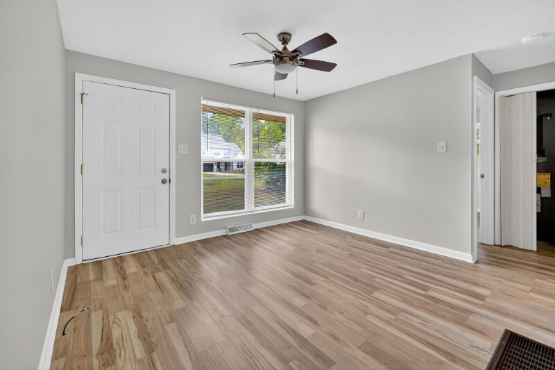 Building Photo - 7211 Hambright Rd
