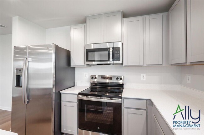 Building Photo - 54 Sophie Kathryn Dr