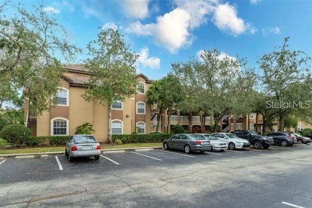 Building Photo - 14013 Fairway Island Dr