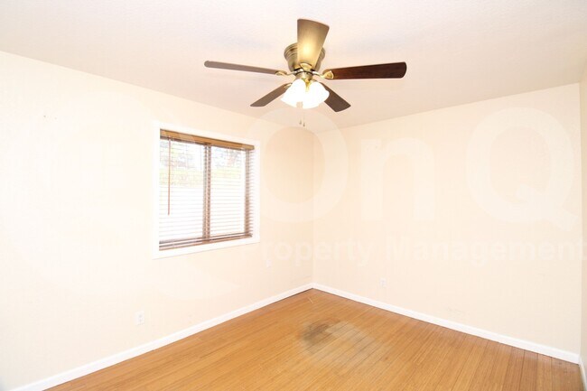 Building Photo - 9008 E Friess Dr