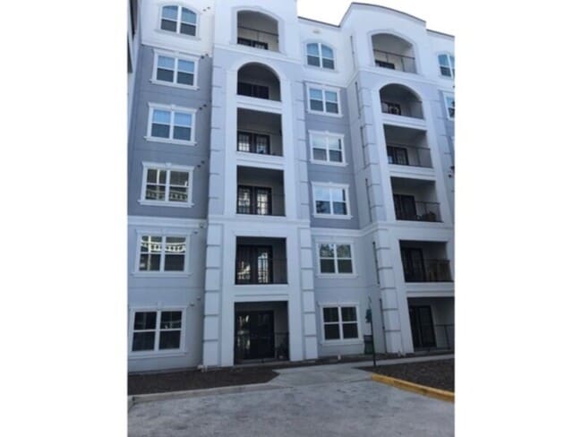 Primary Photo - 2 bed 2 bath condo at The Grande Downtown ...