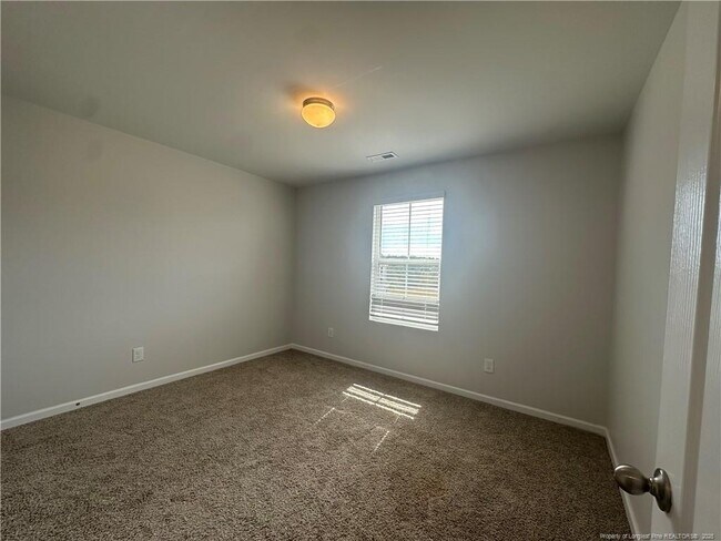 Building Photo - 910 Sapphire Stone Ln