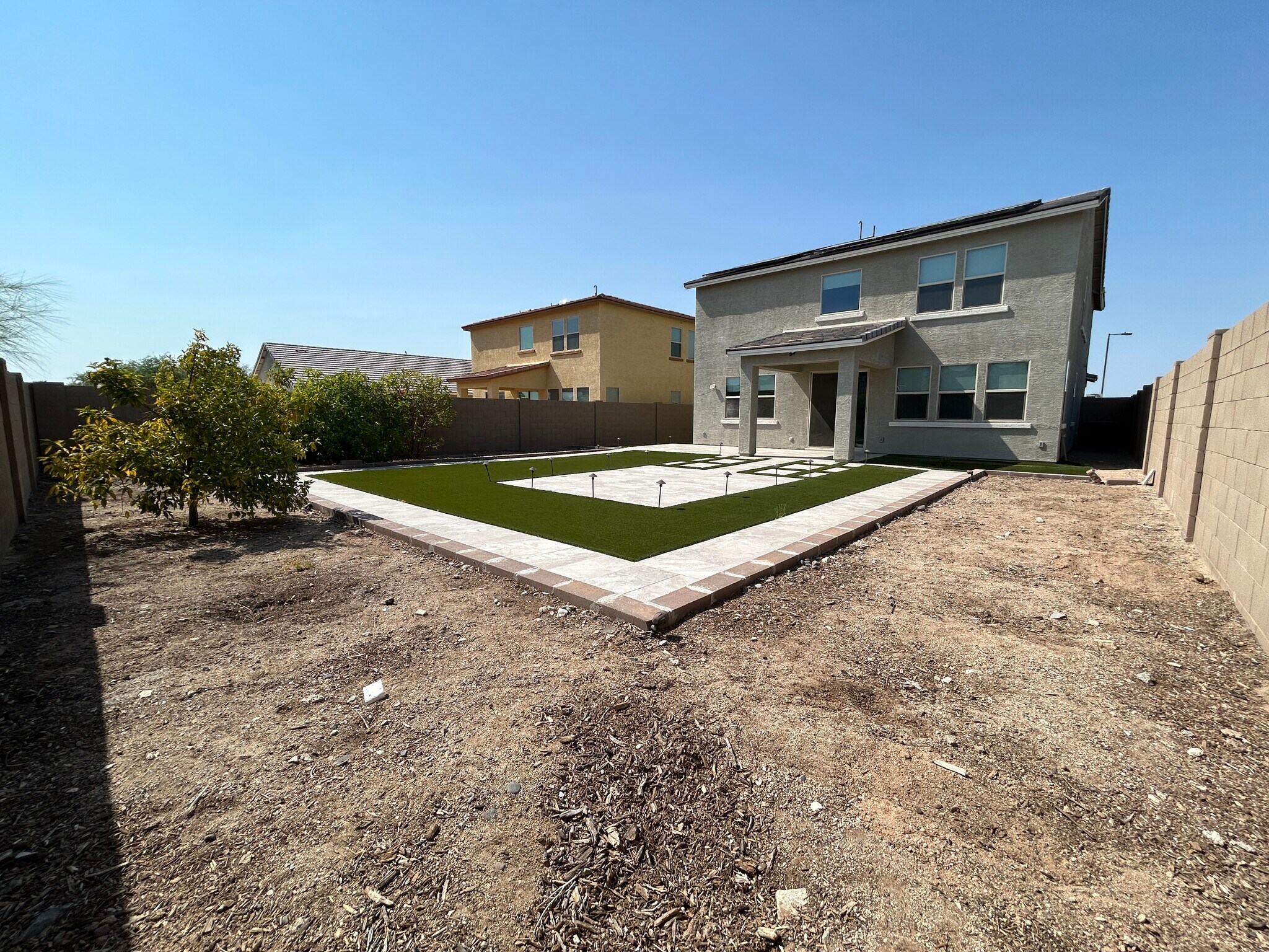 Building Photo - 2323 E Harwell Rd