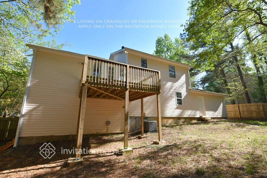 Building Photo - 373 Rustic Ridge Cir