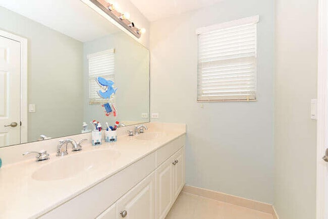 Building Photo - 12246 Colony Preserve Dr