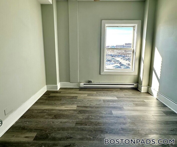 Building Photo - 50 Franklin St