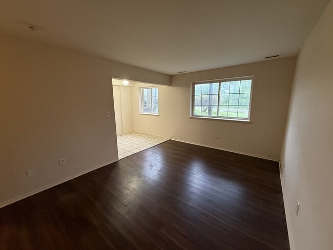Building Photo - 45240 Keding St