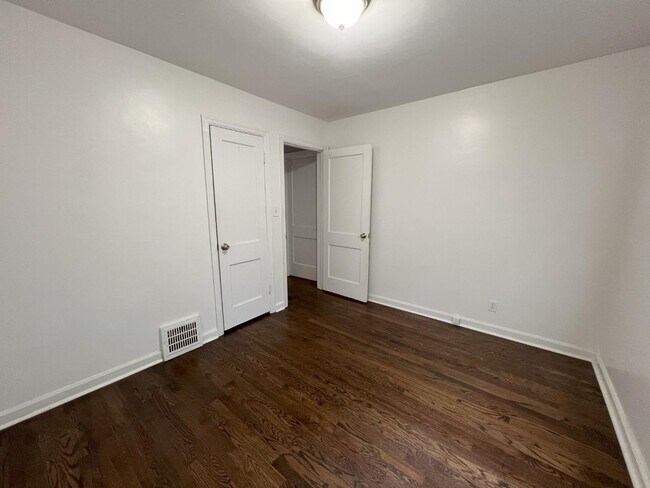 Building Photo - 7110 Woodson St