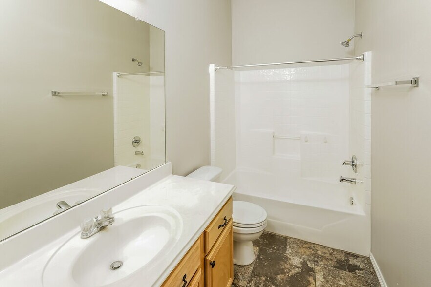 Building Photo - 11927 Belle Ct