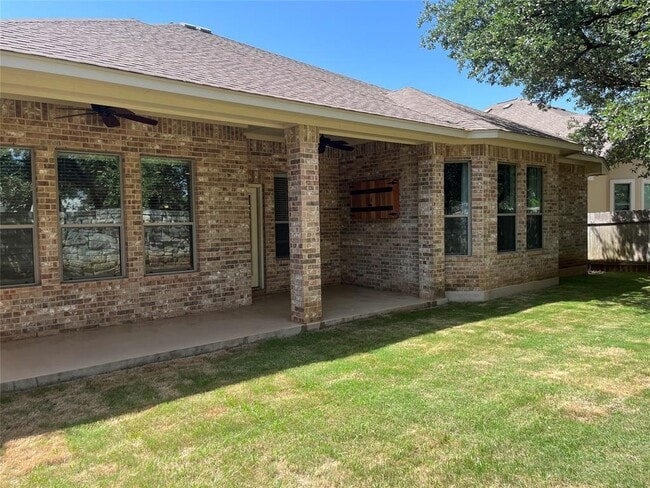 Building Photo - 2644 Hilltop Divide Ln