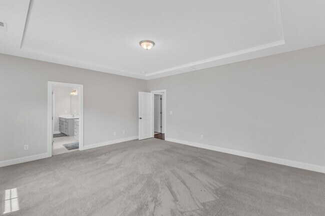 Building Photo - ***Stunning Wake Forest 5/4 ***