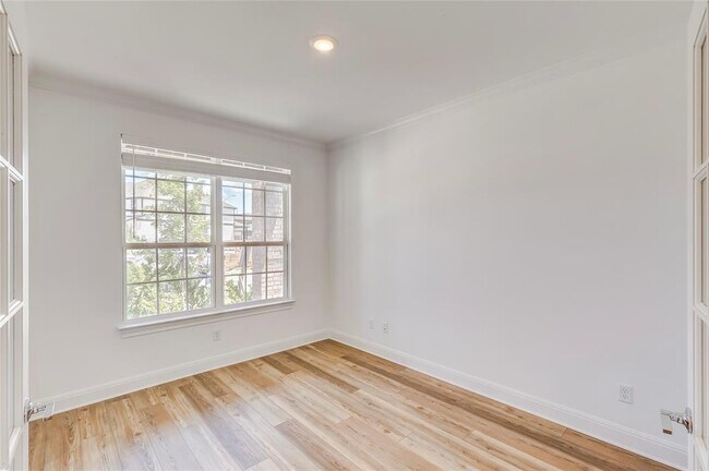 Building Photo - 132 Inlet Ln