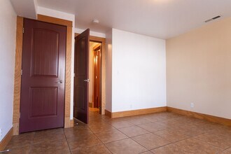 Building Photo - 3-bedroom 2 bath House $2,495