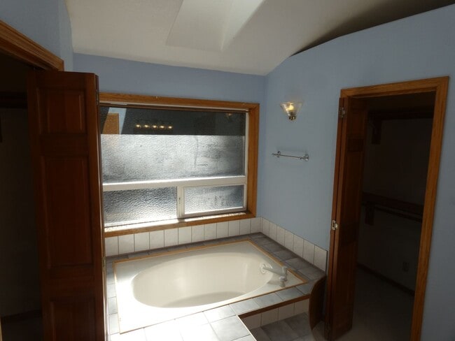 Building Photo - APPLICATION PENDING - *PNW Delight**