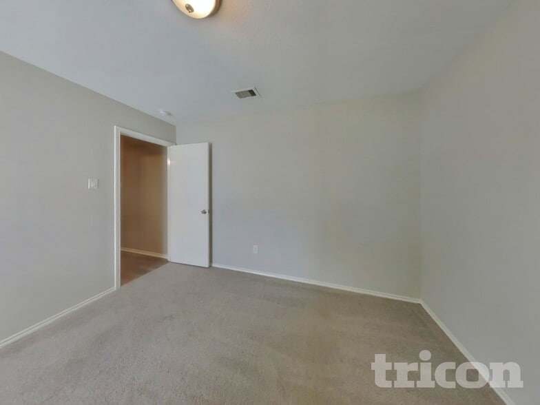 Building Photo - 20435 Shiloh Mist Ln