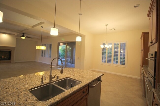 Building Photo - 2812 Sisteron Ct