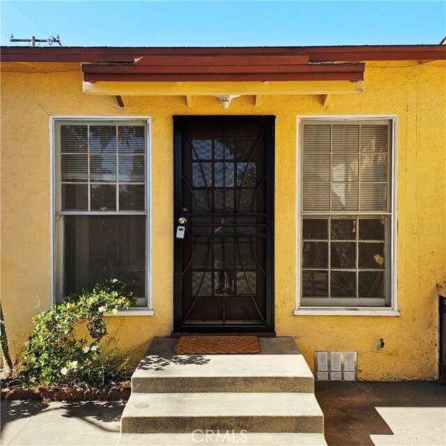 Primary Photo - 3733 California Ave