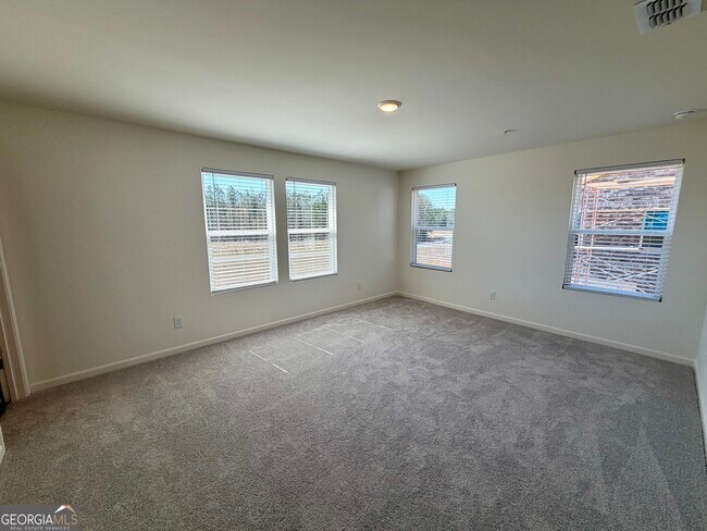 Building Photo - 1261 Fagiolo St