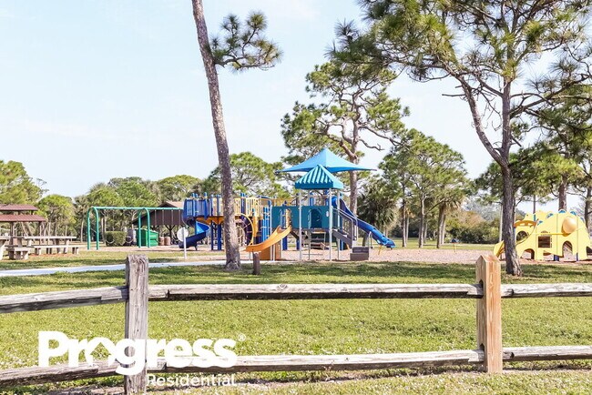 Building Photo - 3538 Joshua Tree St