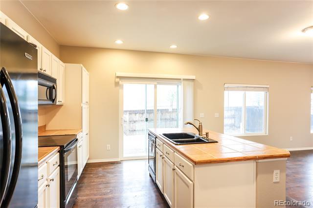 Building Photo - 7083 Silverwind Cir
