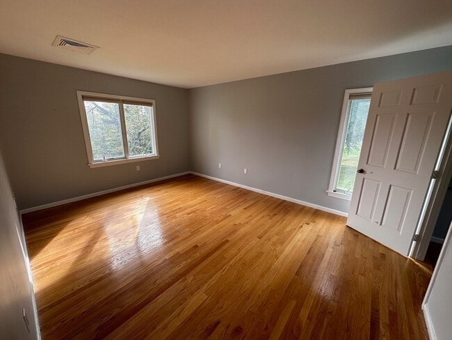 Building Photo - 11 Drummer Boy Way
