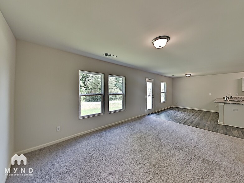 Building Photo - 785 Dove Tree Ln